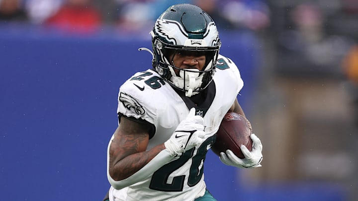 Sanders fue muy dominante ante la defensiva de los Giants