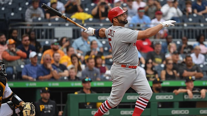 Albert Pujols posee 697 jonrones en su carrera de MLB