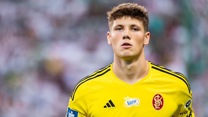 Aleksander Bobek of LKS Lodz seen during the Polish PKO... Aleksander Bobek of LKS Lodz seen during the Polish PKO...