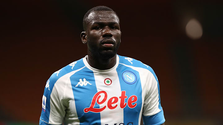 Kalidou Koulibaly est en fin de contrat le 30 juin 2023 avec le Napoli