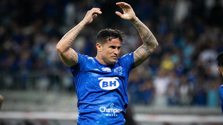 Edu é um dos principais nomes do Cruzeiro na Série B Edu é um dos principais nomes do Cruzeiro na Série B
