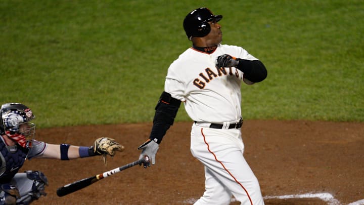 Barry Bonds es uno de los tres mejores jardineros izquierdos de todos los tiempos 