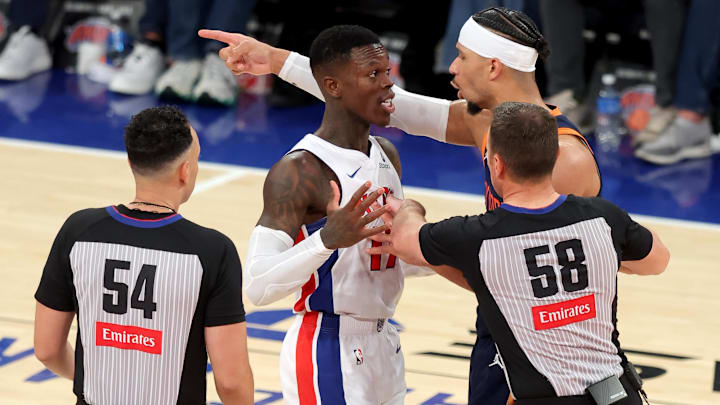 The Knicks won Game 4 by one point to take a 3-1 series lead over the Pistons