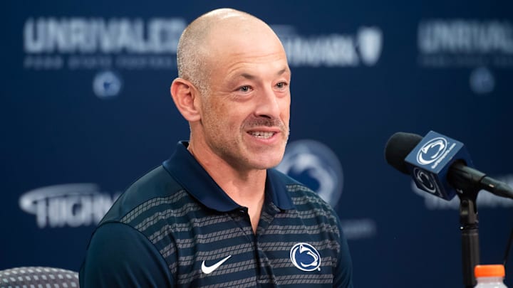 Penn State special teams coordinator Justin Lustig