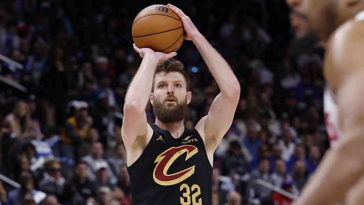 May 7, 2026; Detroit, Michigan, USA; Cleveland Cavaliers forward/center Dean Wade (32) shoots in the first half against the Detroit Pistons during game two of the second round of the 2026 NBA Playoffs at Little Caesars Arena. Mandatory Credit: Rick Osentoski-Imagn Images