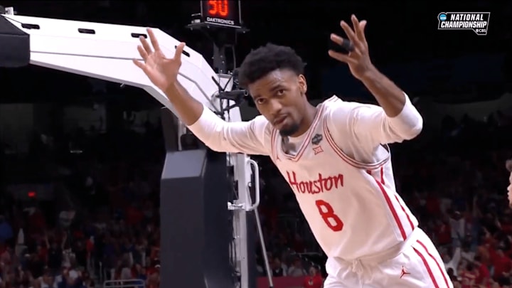 Houston's Wilson makes a three off the class during the title game vs. Florida