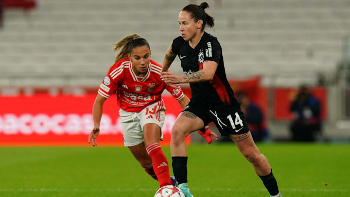 Géraldine Reuteler wird noch mindestens bis 2026 im Eintracht-Trikot auflaufen