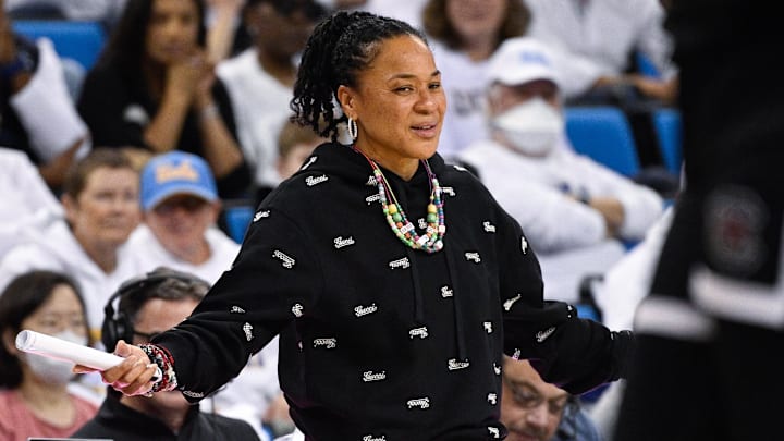 Nov 24, 2024; Los Angeles, California, USA; South Carolina Gamecocks head coach Dawn Staley during the third quarter against the UCLA Bruins at Pauley Pavilion presented by Wescom. Mandatory Credit: Robert Hanashiro-Imagn Images Nov 24, 2024; Los Angeles, California, USA; South Carolina Gamecocks head coach Dawn Staley during the third quarter against the UCLA Bruins at Pauley Pavilion presented by Wescom. Mandatory Credit: Robert Hanashiro-Imagn Images