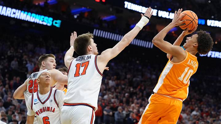 Mar 22, 2026; Philadelphia, PA, USA; Tennessee Volunteers forward Nate Ament (10) shoots the ball against the Virginia Cavaliers in the second half during a second round game of the men's 2026 NCAA Tournament at Xfinity Mobile Arena. Mandatory Credit: Kyle Ross-Imagn Images