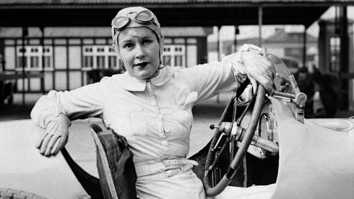 Kay Petre preparing to race.