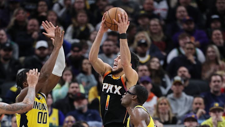 Phoenix Suns v Indiana Pacers