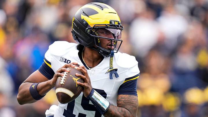 Michigan quarterback Bryce Underwood (19) looks to pass the ball during the spring game at Michigan Stadium in Ann Arbor on Saturday, April 18, 2026.