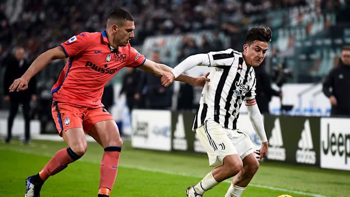 Merih Demiral e Paulo Dybala