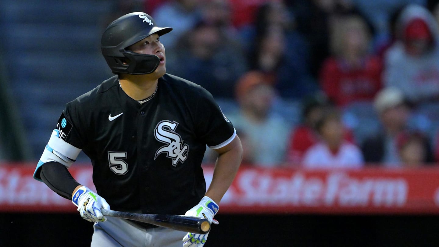 Munetaka Murakami Recreates Iconic 1992 Frank Thomas Card