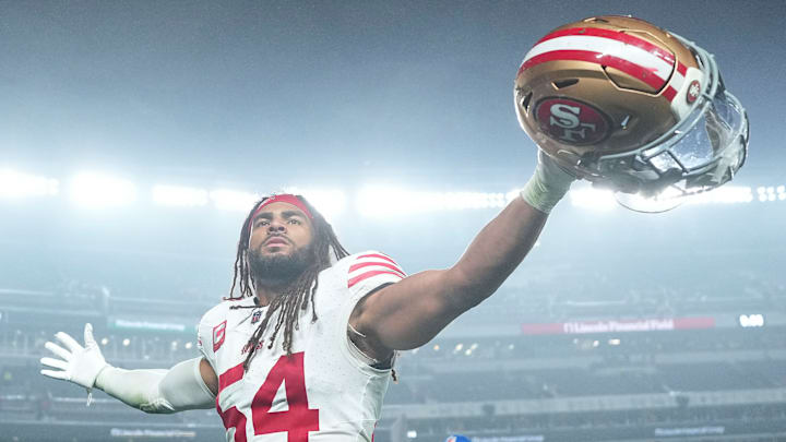 San Francisco 49ers linebacker Fred Warner (54)