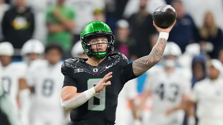 Dillon Gabriel, Oregon Ducks
