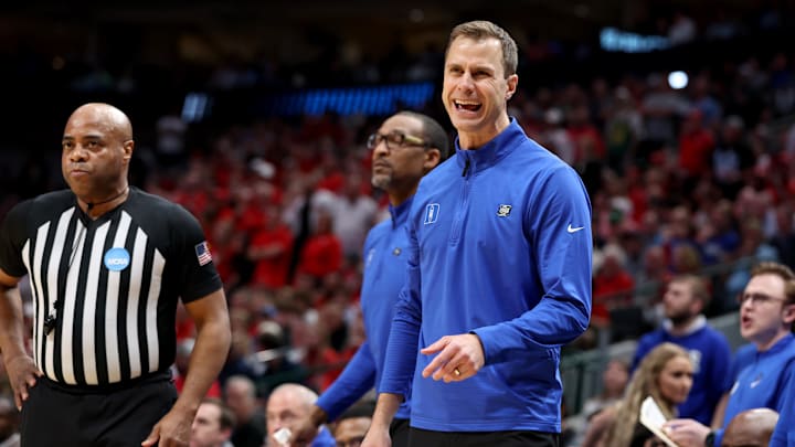 Duke basketball head coach Jon Scheyer