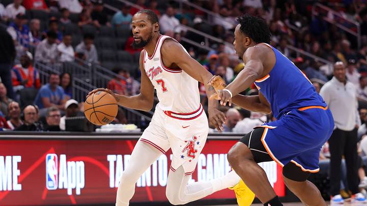 Mar 31, 2026; Houston, Texas, USA; Houston Rockets forward Kevin Durant (7) dribbles the ball as New York Knicks forward/guard Og Anunoby (8) defends during the first quarter at Toyota Center. Mandatory Credit: Troy Taormina-Imagn Images Mar 31, 2026; Houston, Texas, USA; Houston Rockets forward Kevin Durant (7) dribbles the ball as New York Knicks forward/guard Og Anunoby (8) defends during the first quarter at Toyota Center. Mandatory Credit: Troy Taormina-Imagn Images
