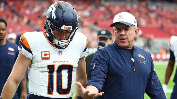 Oct 25, 2026; Glendale, Arizona, USA; Denver Broncos head coach Sean Payton talks with quarterback Bo Nix (10) before the game. Oct 25, 2026; Glendale, Arizona, USA; Denver Broncos head coach Sean Payton talks with quarterback Bo Nix (10) before the game.