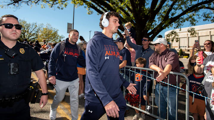 Payton Thorne is not who most Auburn football fans think he is