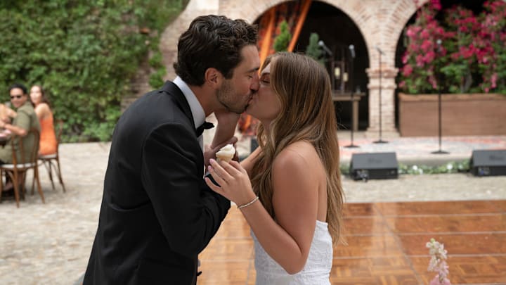 THE BACHELOR - Ò2802Ó - Joey kicks things off with the first group date where wedding bells ring and stakes are higher than ever. Then, the first one-on-one date takes love to new heights, and Joey discovers which women have the bravery and stamina for lasting partnerships. MONDAY, JAN. 29 (8:00-10:03 p.m. EST), on ABC. (Disney/John Fleenor)
JOEY GRAZIADEI, JESSICA
