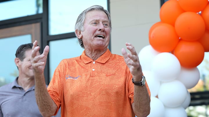 Steve Spurrier wasn't happy with the offense's performance against a rival Steve Spurrier wasn't happy with the offense's performance against a rival