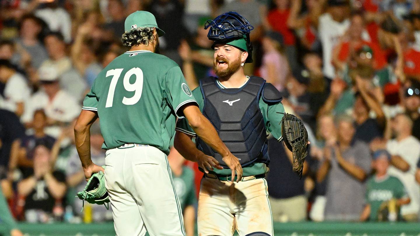 Red Sox Suddenly Lose Veteran Catcher to White Sox