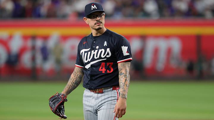 Jun 21, 2026; Phoenix, Arizona, USA; Minnesota Twins pitcher Anthony Banda against the Arizona Diamondbacks at Chase Field. 