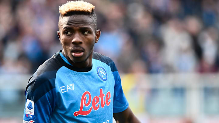 Victor Osimhen et le Napoli sont dos au mur. Victor Osimhen et le Napoli sont dos au mur.
