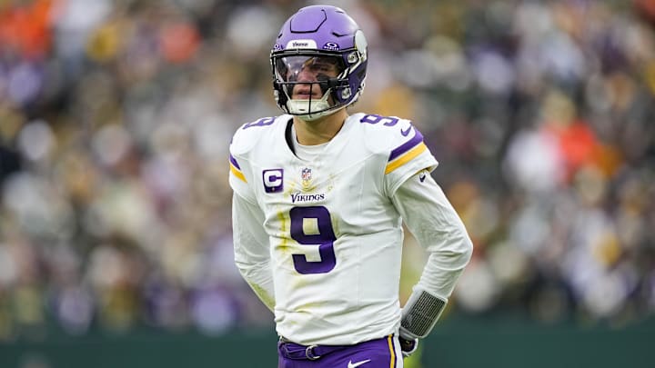 Nov 23, 2025; Green Bay, Wisconsin, USA;  Minnesota Vikings quarterback J.J. McCarthy (9) during the game against the Green Bay Packers at Lambeau Field.