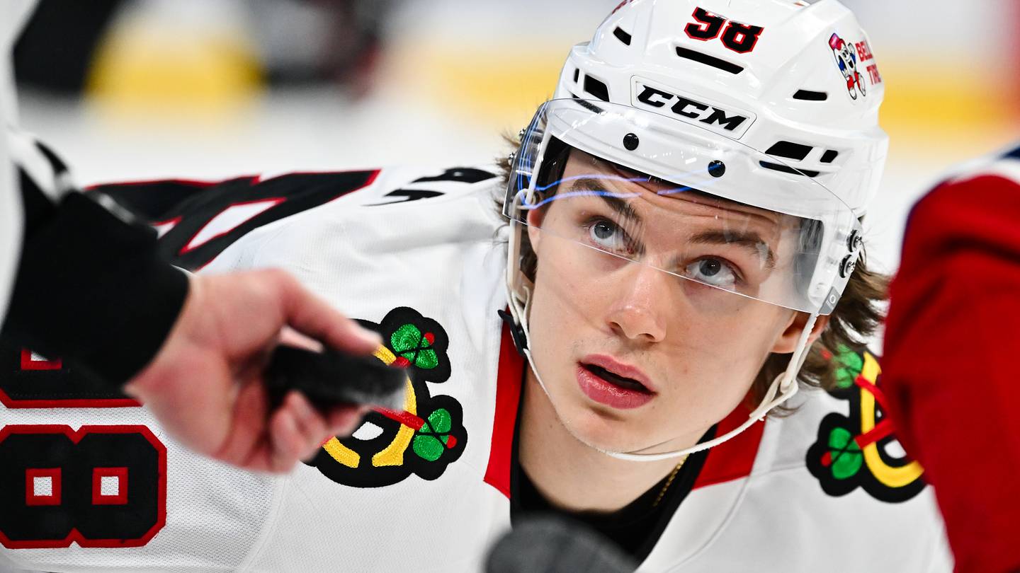 Blackhawks Sign Nazar to $6.6M Extension, Bedard Next?
