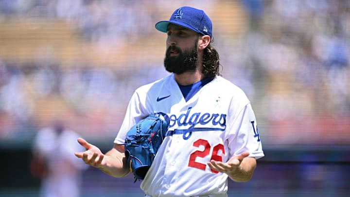 San Francisco Giants v Los Angeles Dodgers