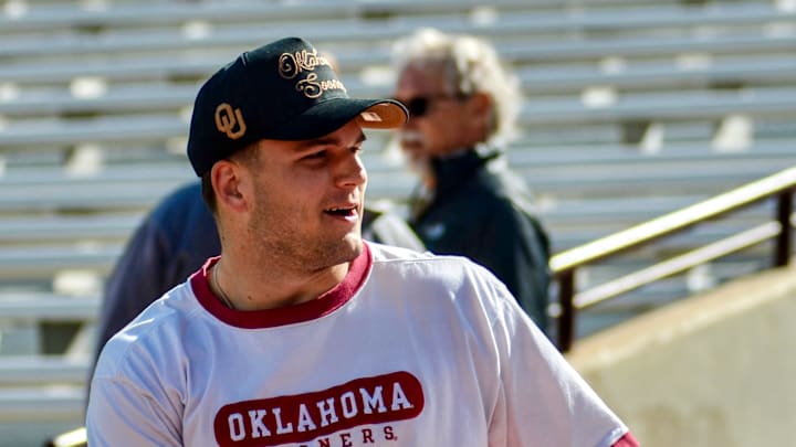 Oklahoma linebacker Owen Heinecke before the Sooners' spring game.