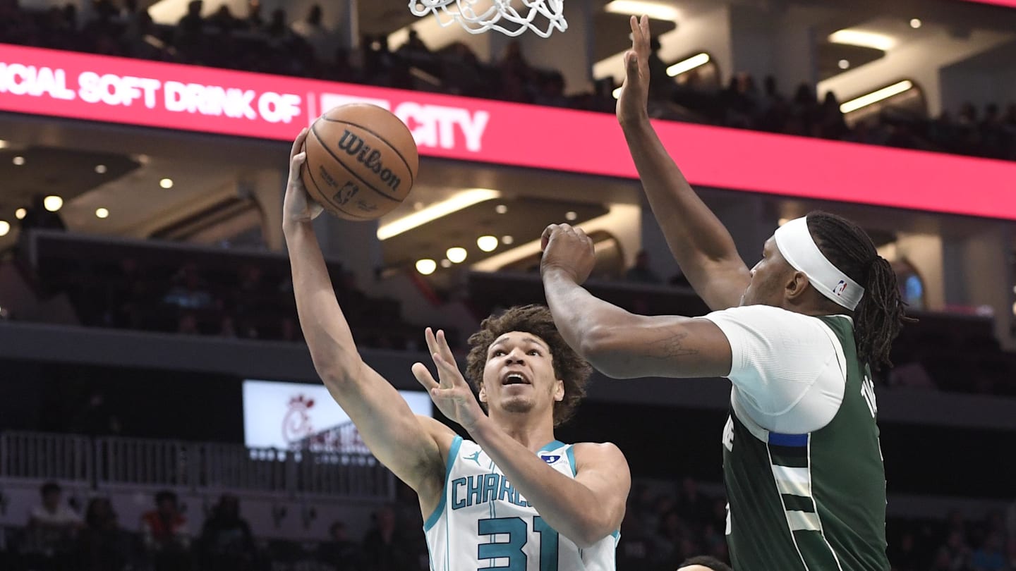 Brandon Miller's monster dunk, Tidjane Salaün's moment, and more from the Hornets' loss to Bucks