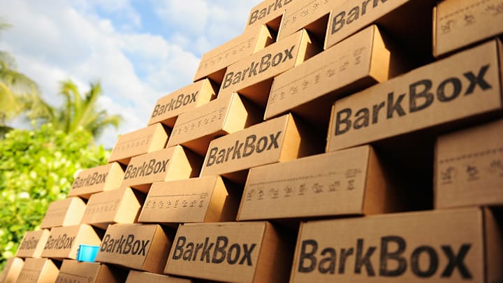 Nutrish's Yappie Hour Presented By BarkBox Hosted By Rachael Ray - 2015 Food Network & Cooking