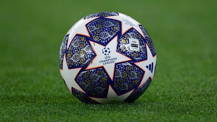 Il pallone della UEFA Champions League