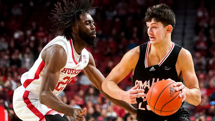 Nebraska-Omaha Mavericks forward Frankie Fidler (23) drives against the Nebraska basketball team