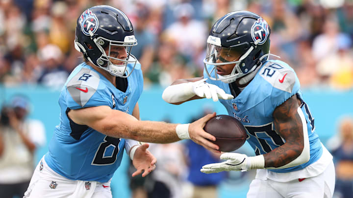 Green Bay Packers v Tennessee Titans