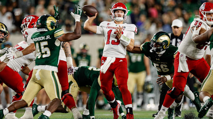 Fresno State Bulldogs quarterback E.J. Warner. Fresno State Bulldogs quarterback E.J. Warner.