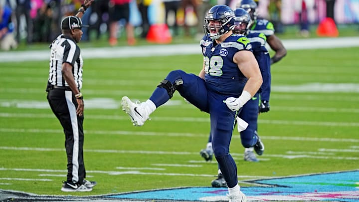 Feb 8, 2026; Santa Clara, CA, USA; Seattle Seahawks defensive tackle Rylie Mills (98) reacts after a play during the second quarter against the New England Patriots in Super Bowl LX at Levi's Stadium. Mandatory Credit: Darren Yamashita-Imagn Images