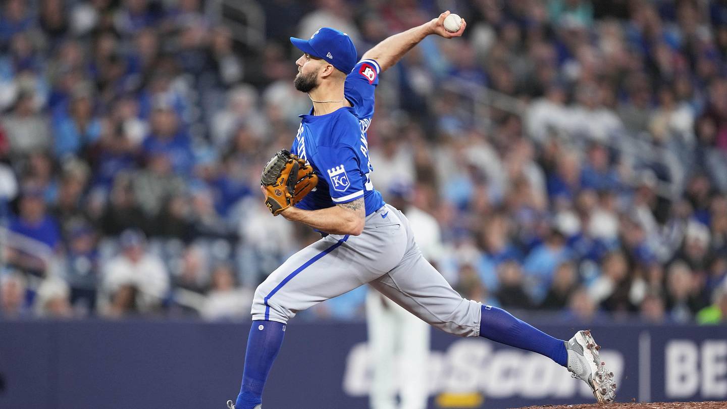 Former Dodgers, Rays Pitcher Suddenly Retires From MLB