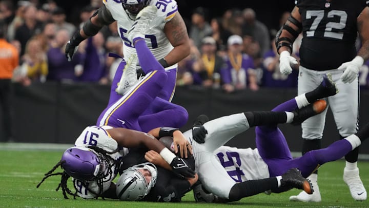 Dec 10, 2023; Paradise, Nevada, USA; Minnesota Vikings linebacker Troy Dye (45) and linebacker Pat
