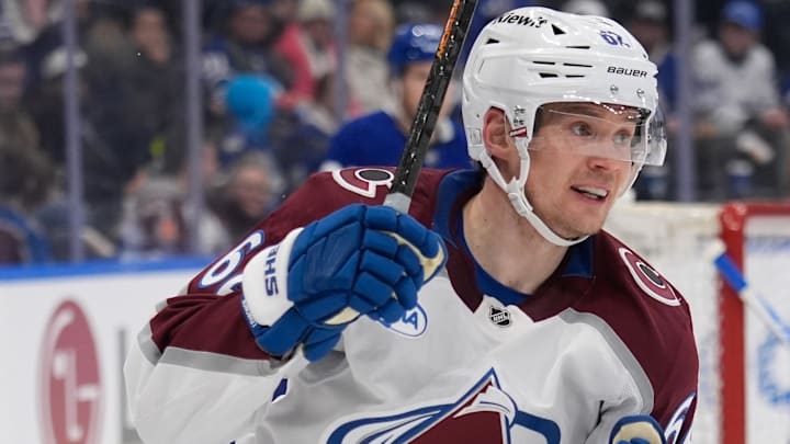 Jan 25, 2026; Toronto, Ontario, CAN; Colorado Avalanche forward Artturi Lehkonen (62) skates against the Toronto Maple Leafs at Scotiabank Arena. Mandatory Credit: John E. Sokolowski-Imagn Images Jan 25, 2026; Toronto, Ontario, CAN; Colorado Avalanche forward Artturi Lehkonen (62) skates against the Toronto Maple Leafs at Scotiabank Arena. Mandatory Credit: John E. Sokolowski-Imagn Images