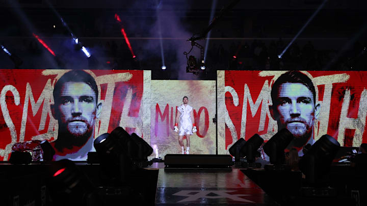 Callum Smith takes on Joshua Buatsi in a British domestic dust-up