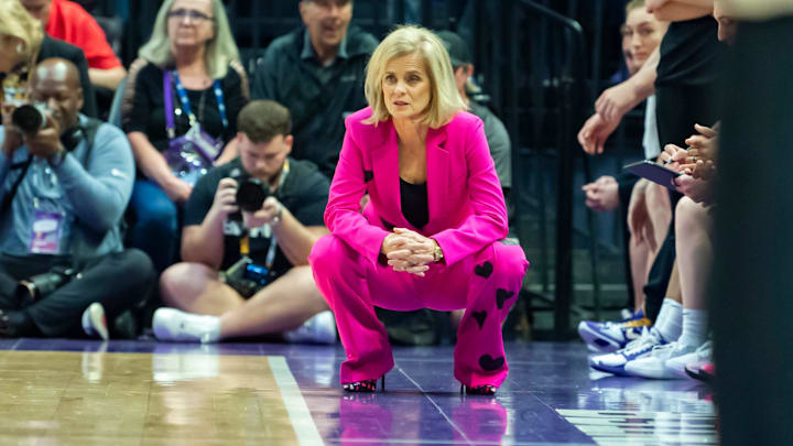 Tigers Head Coach Kim Mulkey, LSU Tigers Women’s Basketball take on the South Carolina Gamecocks at the Pete Maravich Assembly Center in Baton Rouge, LA. Saturday, Feb. 14, 2026.