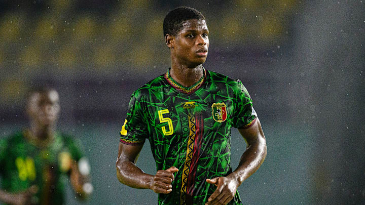 Issa Traoré schließt sich Bayer Leverkusen an Issa Traoré schließt sich Bayer Leverkusen an