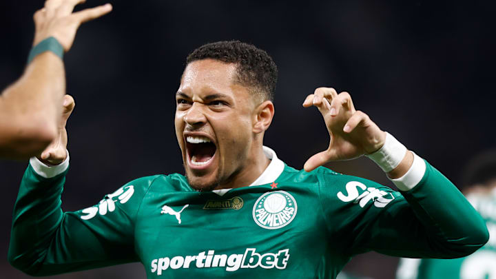 Vitor Roque fez gol contra o Corinthians Vitor Roque fez gol contra o Corinthians