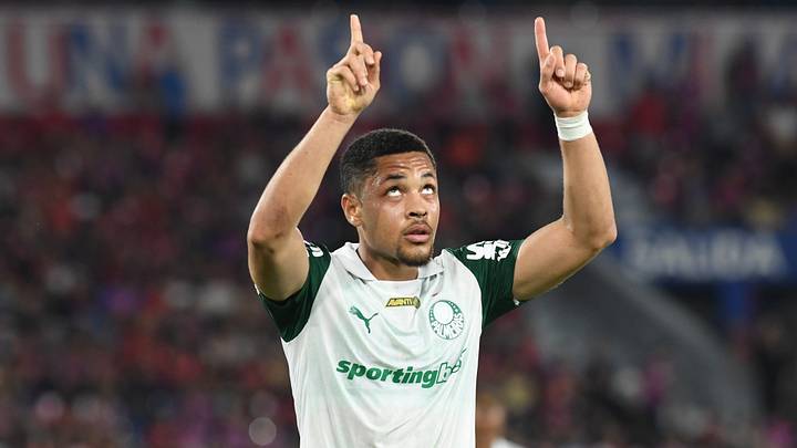 Vitor Roque reencontrou o caminho das redes no Palmeiras Vitor Roque reencontrou o caminho das redes no Palmeiras