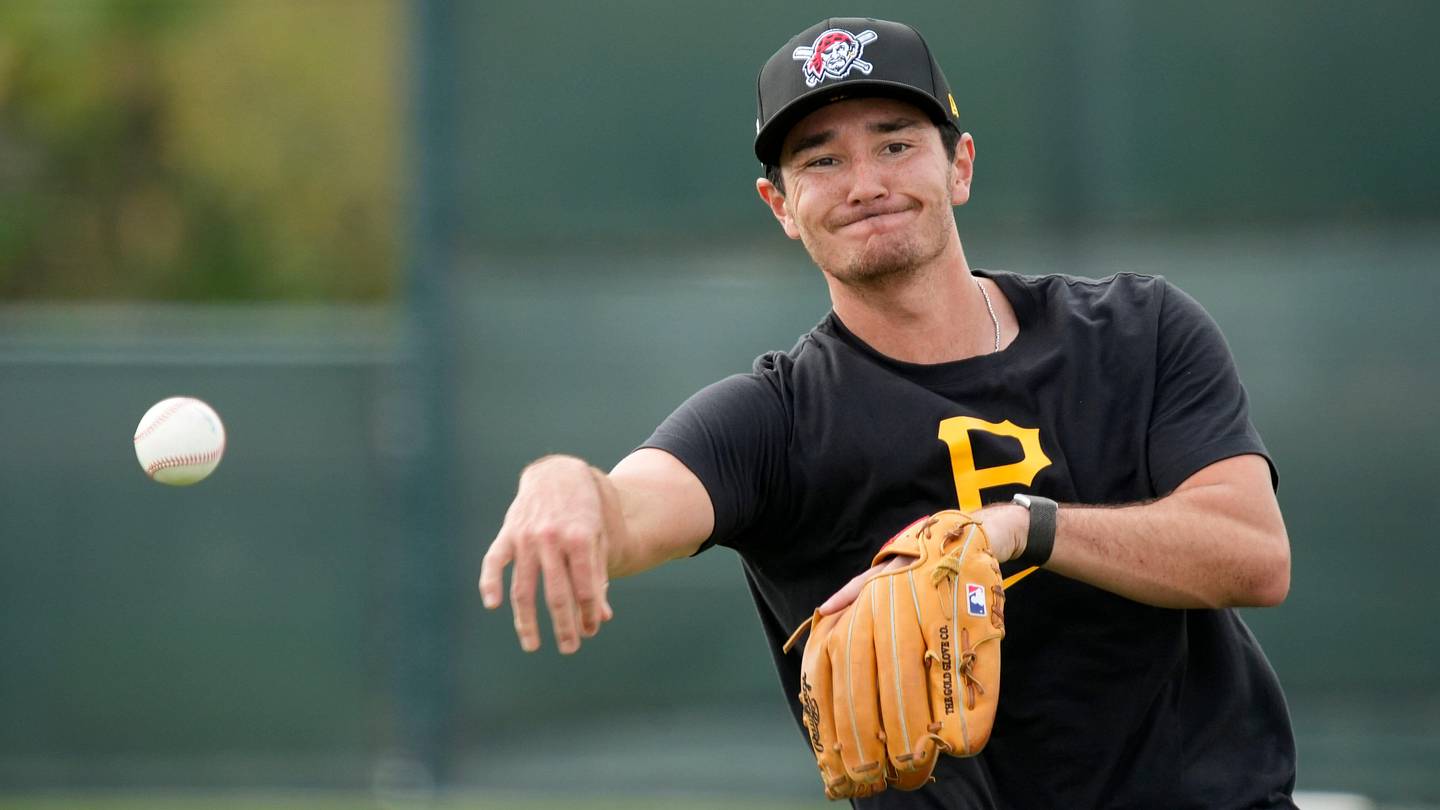 Pirates give Alika Williams a fresh start while chasing pitching upside