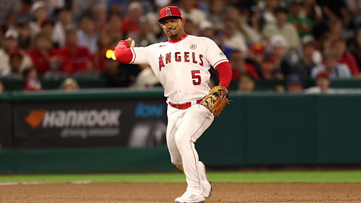 Los Angelinos declinaron la opción de Eduardo Escobar